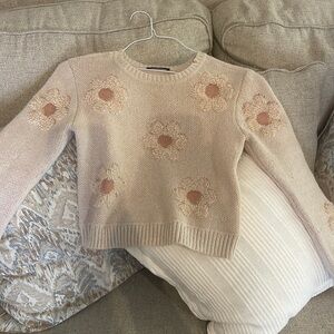 Light pink/nude flower sweater